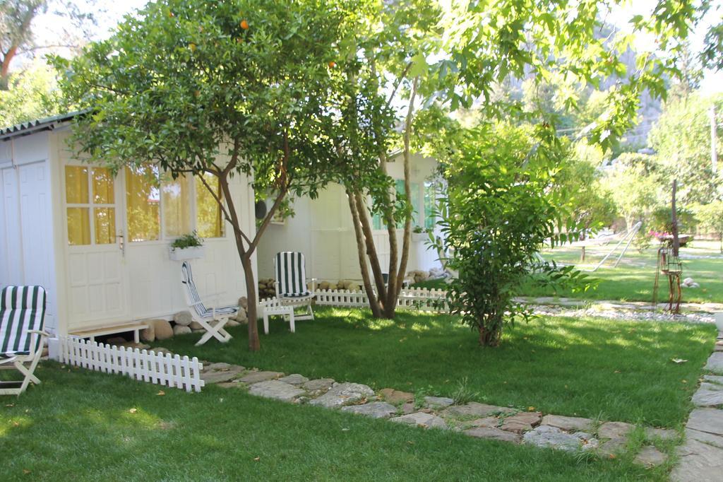 Defne Pension Çıralı Pokoj fotografie